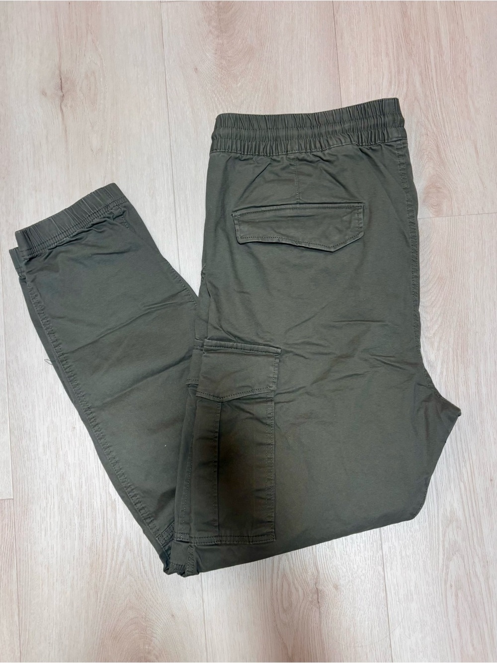 Men's khaki green Cargo Jogger Pants - Casual Utility - Picture 5 of 9